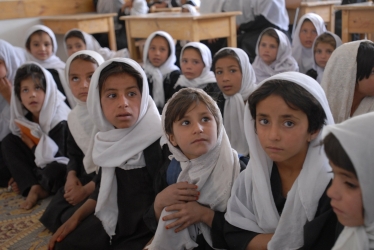 Afghanistan girls in school