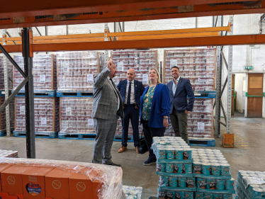 Ben Everitt MP and Mayor of Milton Keynes Amanda Marlow visiting M&M Supplies
